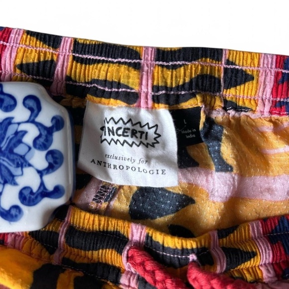 Anthropologie João Incerti Abstract Print Cecy Shorts - Size L - Picture 5 of 7